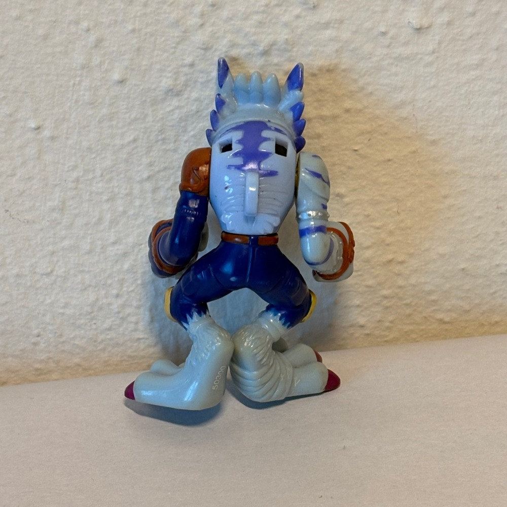 Bandai WereGarurumon Action Figure Unisex 2.5in Blue Good Vintage 1999 Digimon - Picture 4 of 7